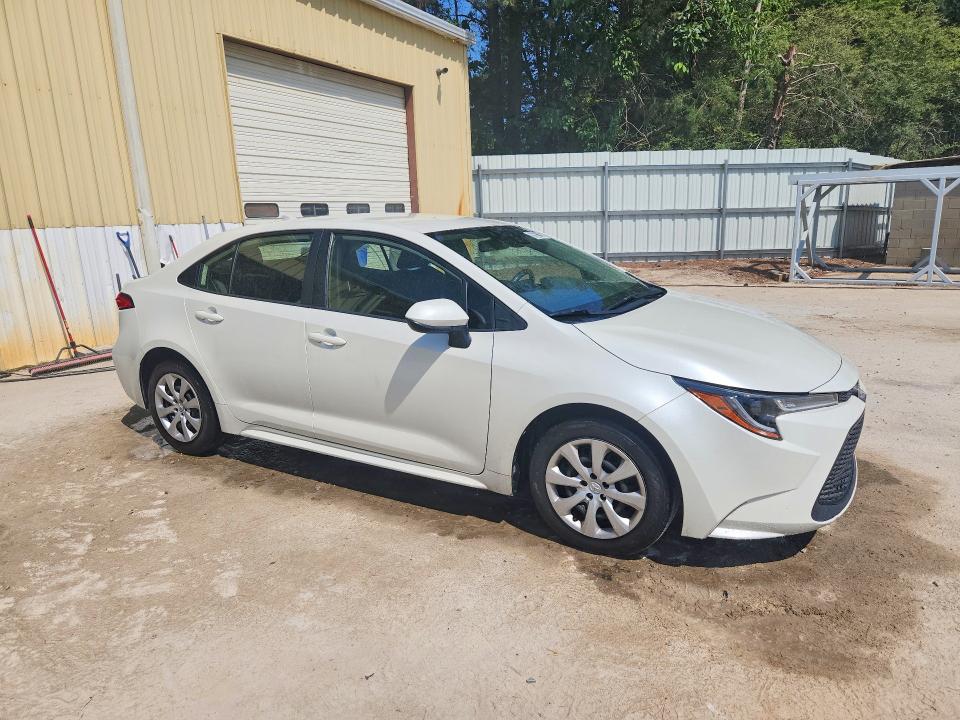 2021 Toyota Corolla VIN JTDEPMAE1MJ118738 COPART salvage auction — MINOR DENT/SCRATCHES, NC - DEALER ONLY CLEAN TITLE (P), sold $10,700 on 2026-07-16 (photo 4)