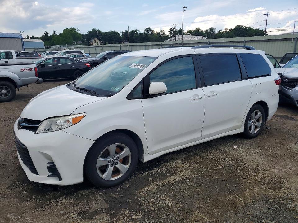 2018 Toyota Sienna VIN 5TDKZ3DC4JS905246 COPART salvage auction — MECHANICAL, Pa - Certificate Of Salvage, sold $225 on 2026-07-24 (photo 1)