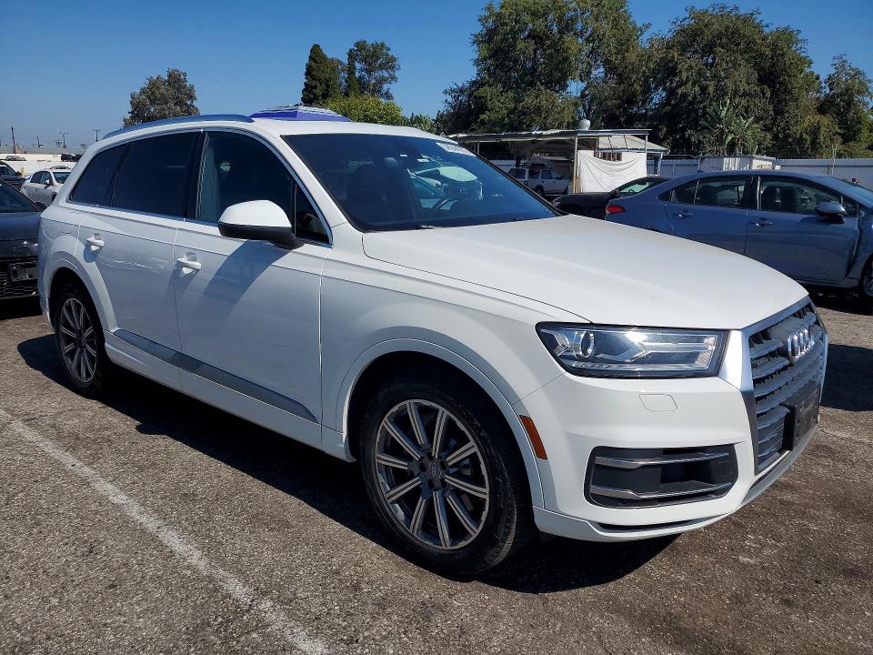 2018 Audi Q7 VIN WA1LAAF74JD019630 COPART salvage auction — MECHANICAL, CA - DIS/DLR/EXP ONLY CLEAN TITLE, sold $7,000 on 2026-08-28 (photo 4)