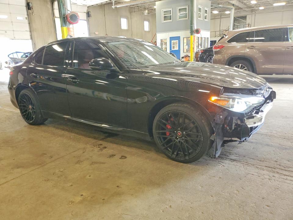 2017 Alfa romeo Giulia VIN ZARFAEDNXH7555976 COPART salvage auction — FRONT END, Mn - Cert Of Title-Salvage, sold $4,350 on 2026-07-14 (photo 4)