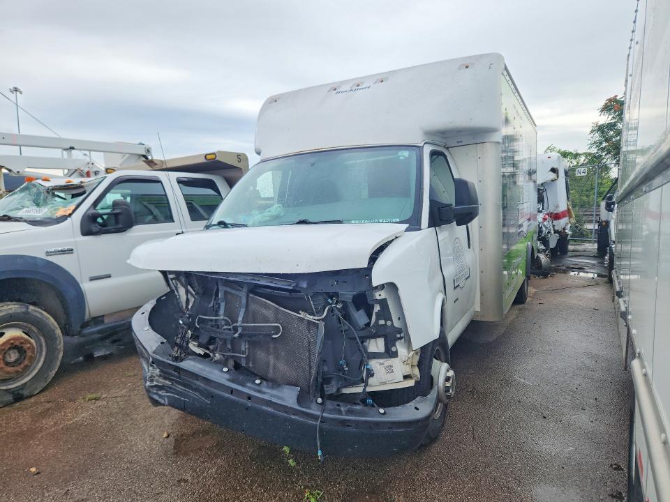 2018 Gmc VIN 7GZ37TCG9JN002890 COPART salvage auction — FRONT END, OH - CERT OF TITLE-SALVAGE, sold $200 on 2026-07-15 (photo 1)