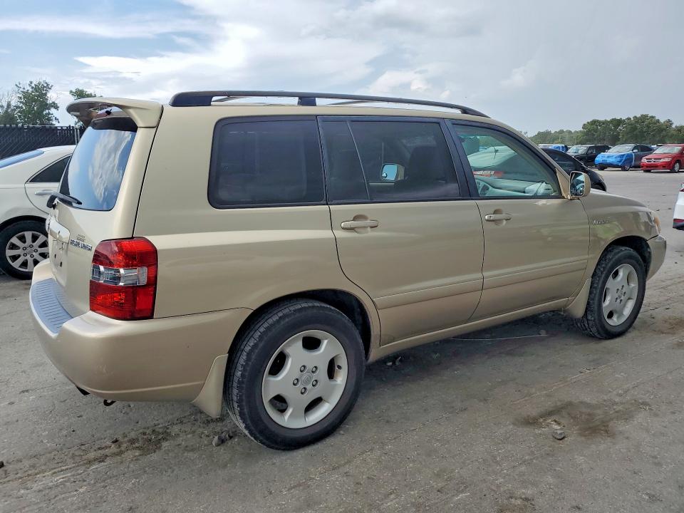 2005 Toyota Highlander VIN JTEDP21A450051939 COPART salvage auction — MINOR DENT/SCRATCHES, Fl - Certificate Of Title, sold $700 on 2026-07-30 (photo 3)