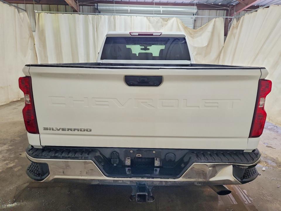 2023 Chevrolet Silverado VIN 2GC1YNE70P1701488 COPART salvage auction — MINOR DENT/SCRATCHES, La - Certificate Of Title, sold $13,200 on 2026-07-09 (photo 6)