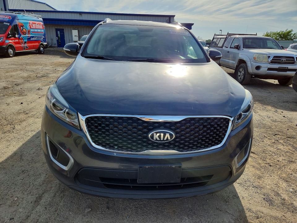 2017 Kia Sorento VIN 5XYPGDA30HG259880 COPART salvage auction — HAIL, Wi - Junked Vehicle Bill Of Sale, sold $2,050 on 2026-07-07 (photo 5)
