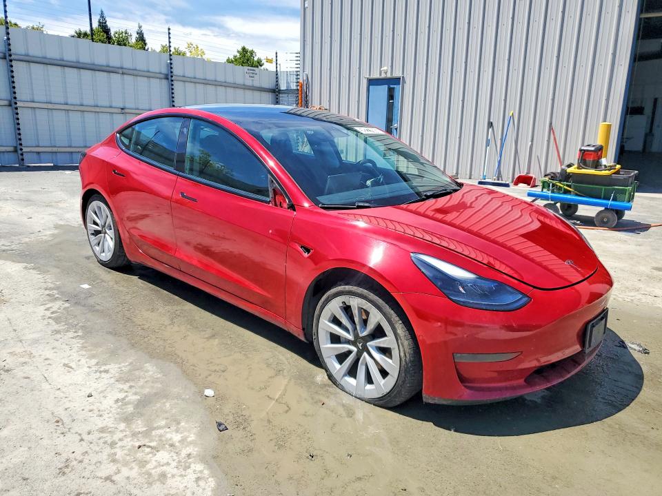 2022 Tesla Model 3 VIN 5YJ3E1EA4NF303829 COPART salvage auction — MECHANICAL, CA - CERTIFICATE OF TITLE, sold $7,500 on 2026-07-08 (photo 4)