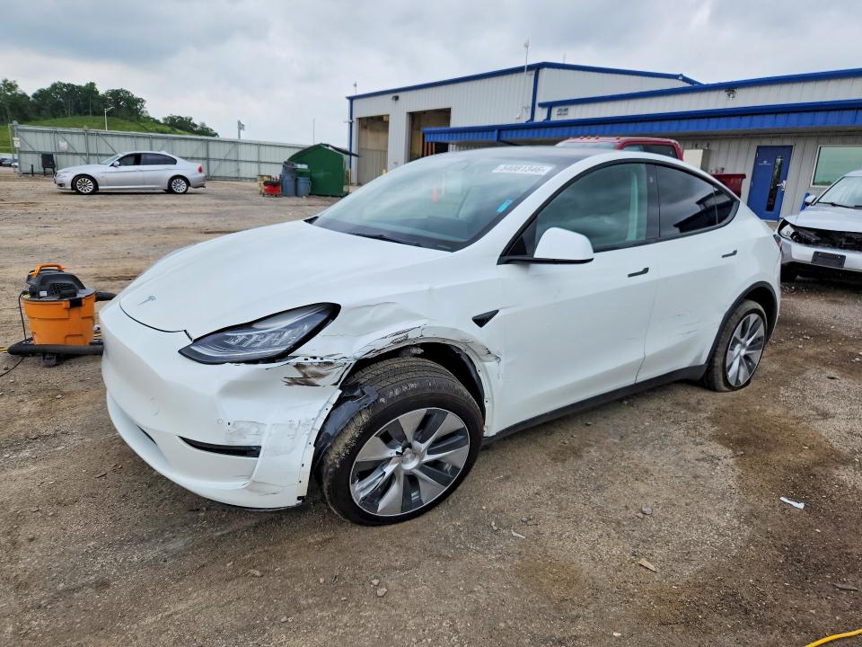 2021 Tesla Model y VIN 5YJYGDEE3MF255484 — COPART salvage auction photo