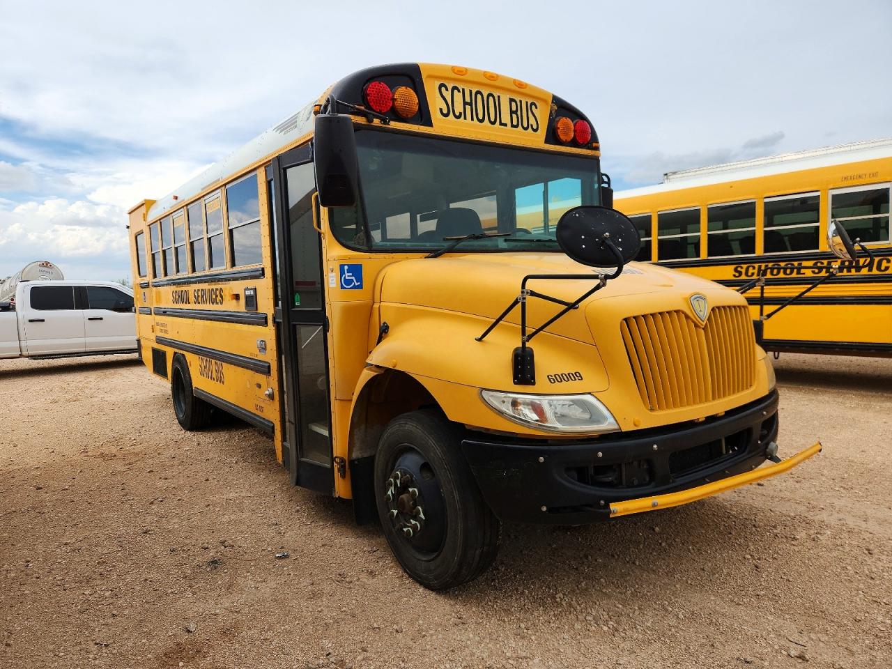 2014 Ic VIN 4DRBUSKN6EB353044 COPART salvage auction — Minor Dent/Scratches, TX - CERTIFICATE OF TITLE, sold $1,600 on 2026-09-08 (photo 1)