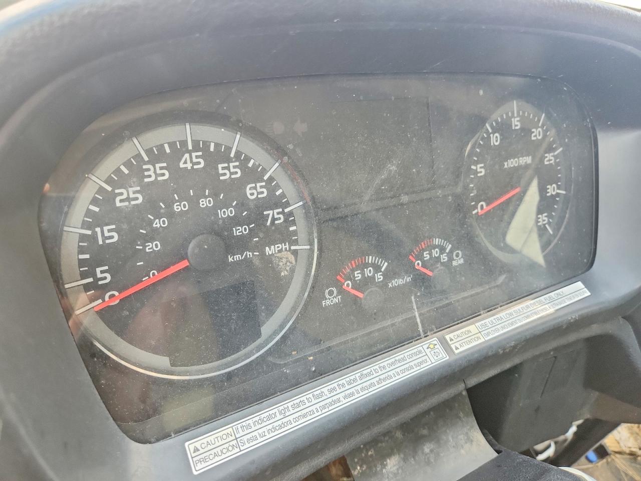 2016 Hino 258/268 VIN 5PVNJ8JV3G4S62805 COPART salvage auction — Front End, TX - SALVAGE VEHICLE TITLE, sold $875 on 2026-09-10 (photo 8)