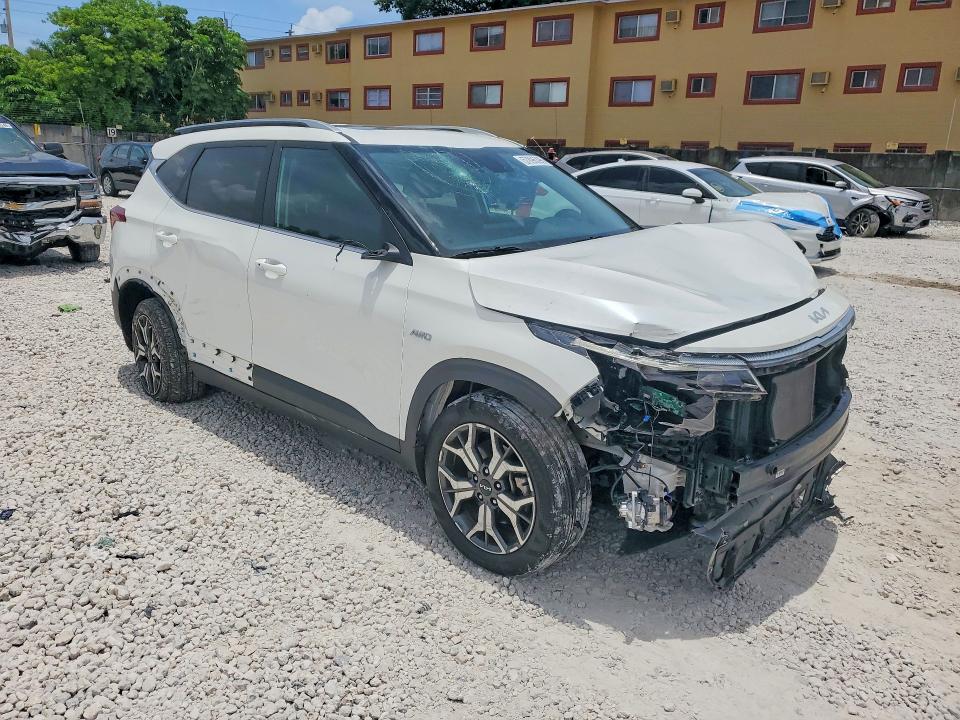 2023 Kia VIN KNDERCAAXP7409905 COPART salvage auction — FRONT END, Fl - Certificate Of Destruction, sold $900 on 2026-07-28 (photo 4)