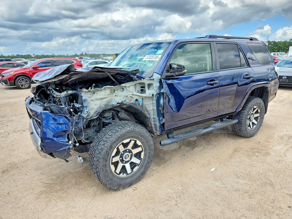 2019 Toyota 4runner VIN JTEBU5JR7K5646290 COPART salvage auction — FRONT END, Tx - Salvage Vehicle Title, sold $9,300 on 2026-07-24 (photo 1)