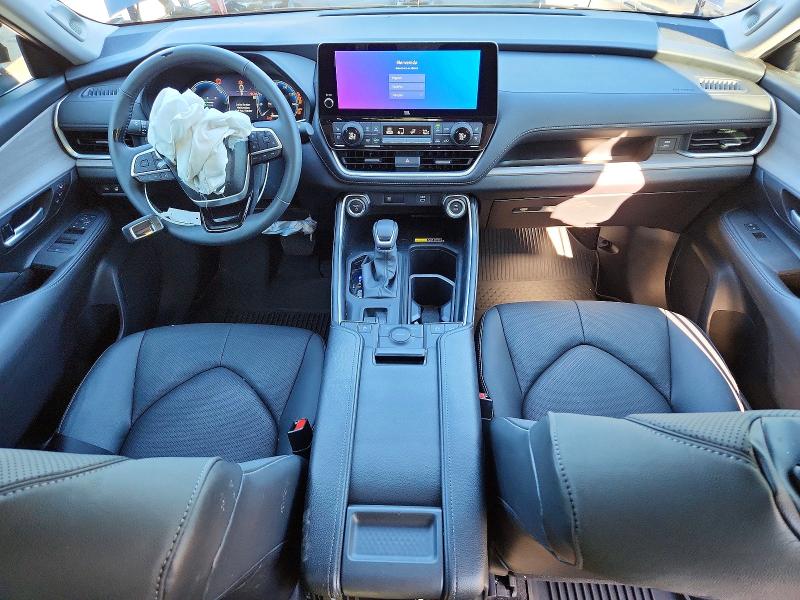2026 Toyota Highlander VIN 5TDACAB53TS074864 COPART salvage auction — ROLLOVER, Nj - Cert Of Title-Salvage, sold $22,200 on 2026-07-09 (photo 8)