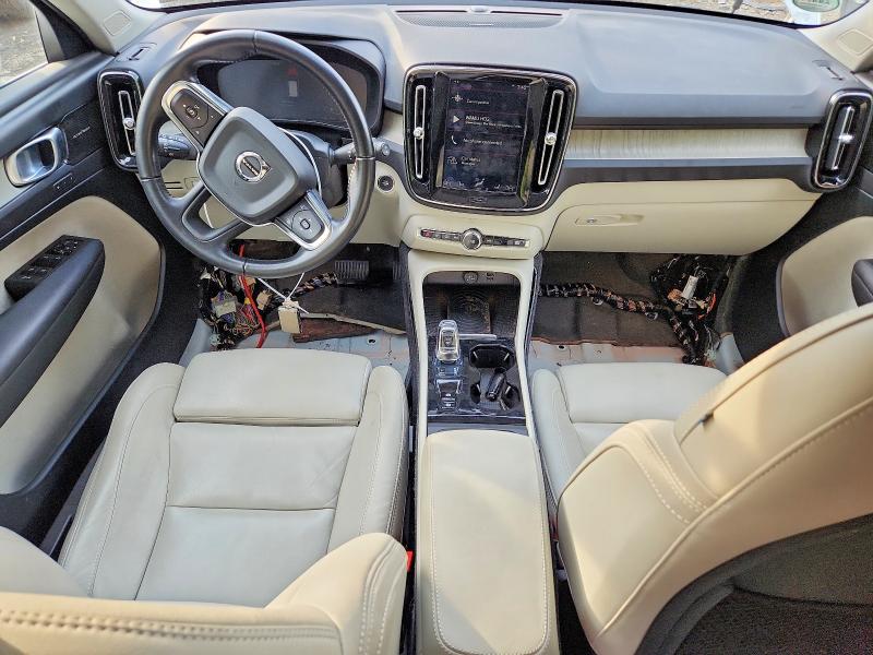 2019 Volvo Xc40 VIN YV4AC2HL0K2061617 COPART salvage auction — WATER/FLOOD, Md - Cert Of Salvage-Flood Damage, sold $5,900 on 2026-07-17 (photo 8)