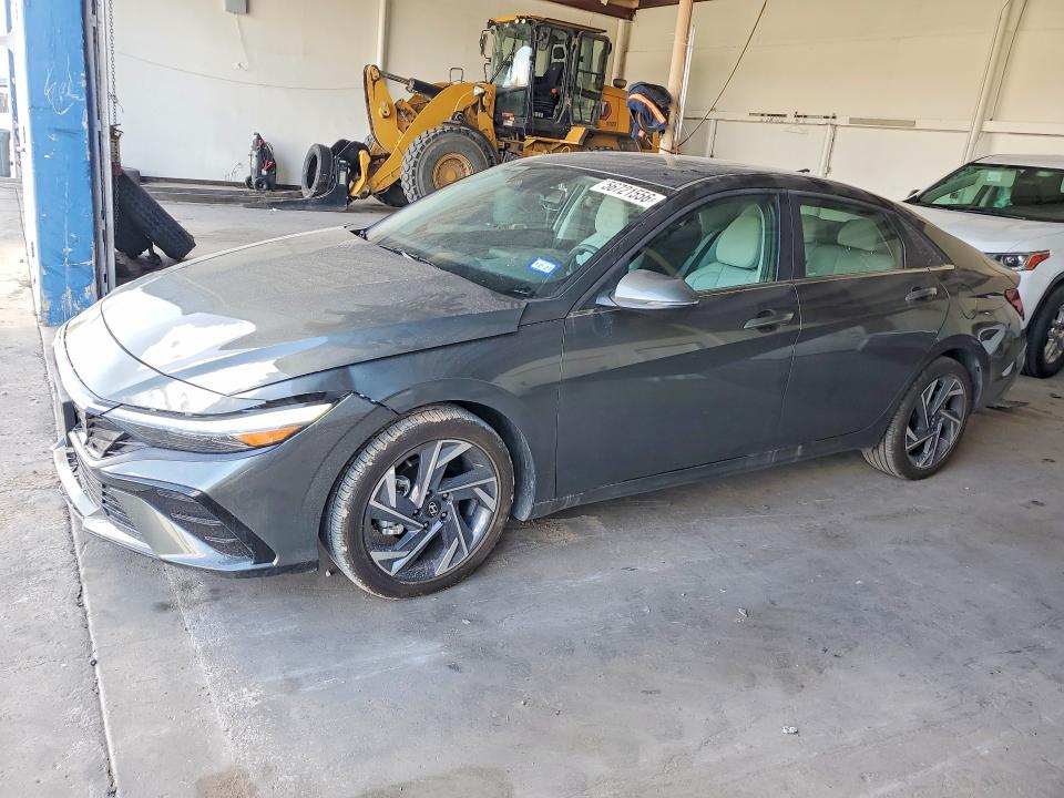 2025 Hyundai Elantra VIN KMHLP4DG2SU069805 COPART salvage auction — FRONT END, TX - SALVAGE VEHICLE TITLE (P), sold $150 on 2026-07-24 (photo 1)