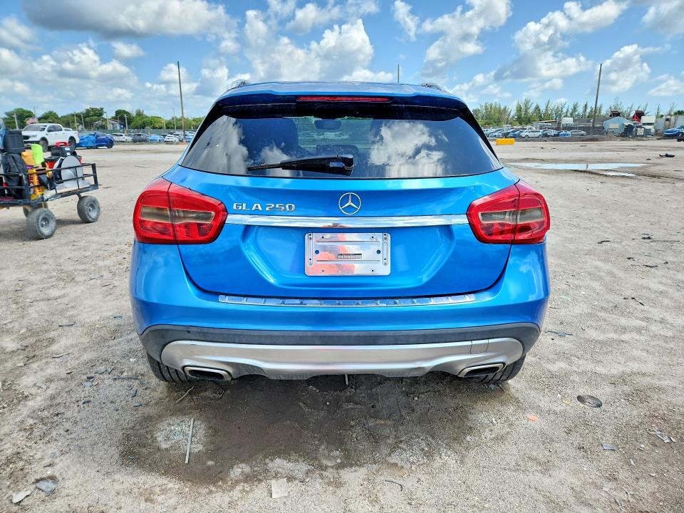 2016 Mercedes-benz Gla-klasse VIN WDCTG4EB3GJ208902 COPART salvage auction — MINOR DENT/SCRATCHES, Fl - Certificate Of Title (P), sold $925 on 2026-07-09 (photo 5)
