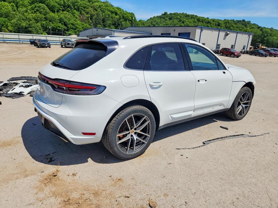 2023 Porsche Macan VIN WP1AA2A5XPLB14537 COPART salvage auction — FRONT END, Pa - Certificate Of Salvage, sold $10,500 on 2026-08-27 (photo 3)