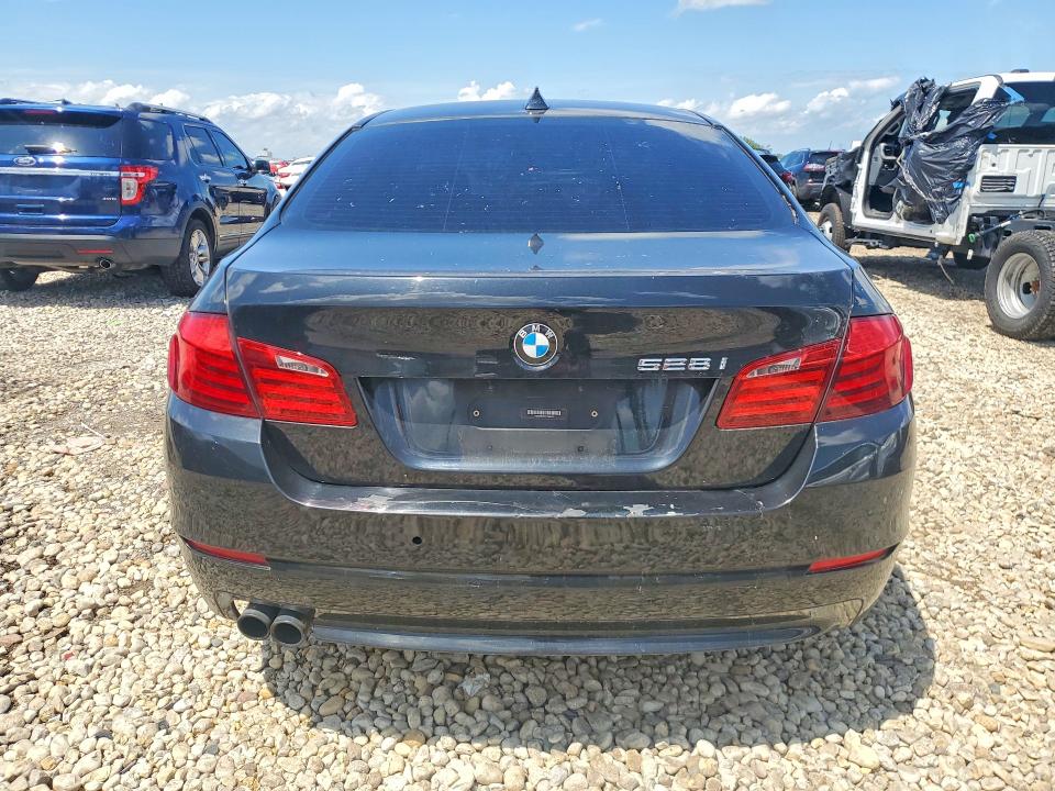 2012 BMW 5er VIN WBAXH5C57CC595229 COPART salvage auction — SIDE, IL - SALVAGE CERTIFICATE, sold $1,700 on 2026-07-10 (photo 6)