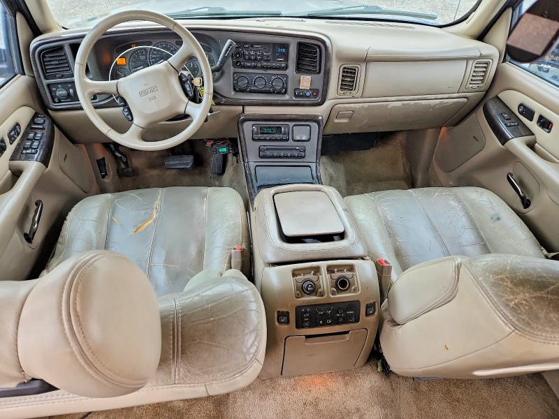 2002 Gmc VIN 1GKFK66U02J282787 COPART salvage auction — SIDE, Co - Public - Salvage Title, sold $300 on 2026-07-23 (photo 8)