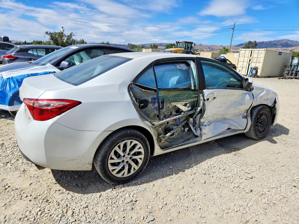 2019 Toyota Corolla VIN 5YFBURHE5KP941857 COPART salvage auction — SIDE, Ca - Salvage Certificate, sold $2,900 on 2026-07-14 (photo 3)
