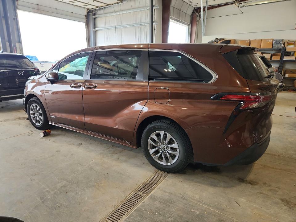 2021 Toyota Sienna VIN 5TDKSKFC5MS034082 COPART salvage auction — FRONT END, Ne - Cert Of Title-Salvage, sold $250 on 2026-07-21 (photo 2)