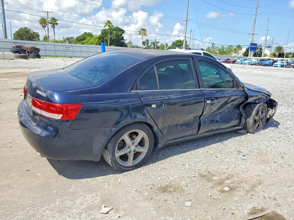 2006 Hyundai Sonata VIN 5NPEU46FX6H043379 COPART salvage auction — SIDE, Fl - Cert Of Title Slvg Rebuildable, sold $475 on 2026-07-07 (photo 3)