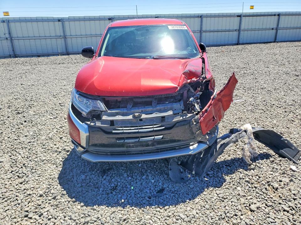 2018 Mitsubishi VIN JA4AZ3A36JZ036268 COPART salvage auction — FRONT END, Nv - Salvage Title, sold $1,800 on 2026-07-30 (photo 5)