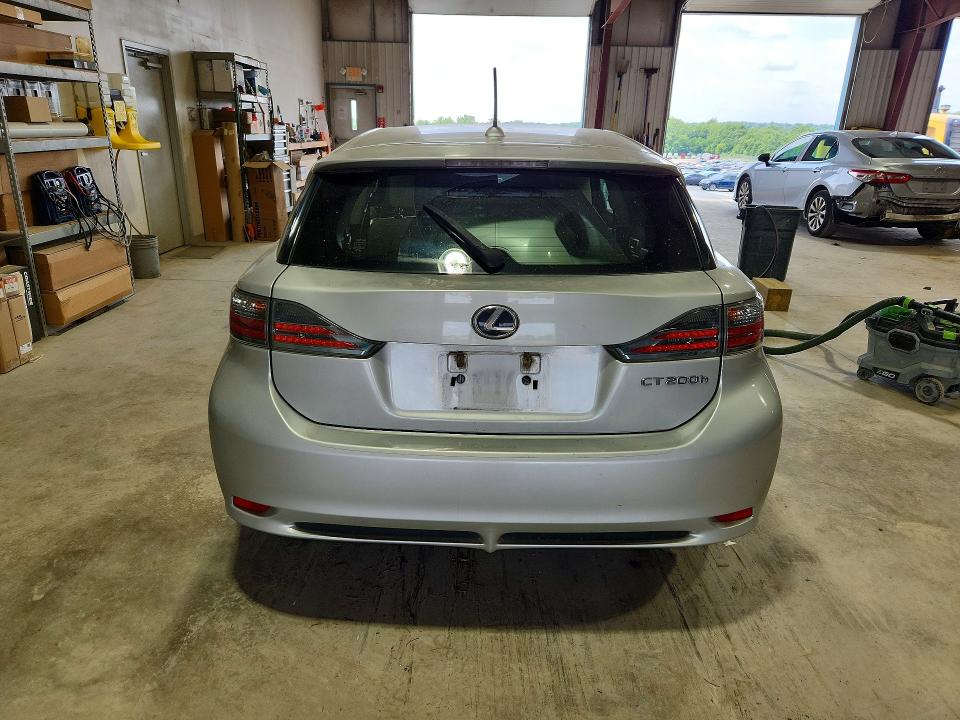 2011 Lexus Ct 200 VIN JTHKD5BH7B2019972 COPART salvage auction — FRONT END, VA - CERT OF TITLE - SALVAGE, sold $1,600 on 2026-07-17 (photo 6)