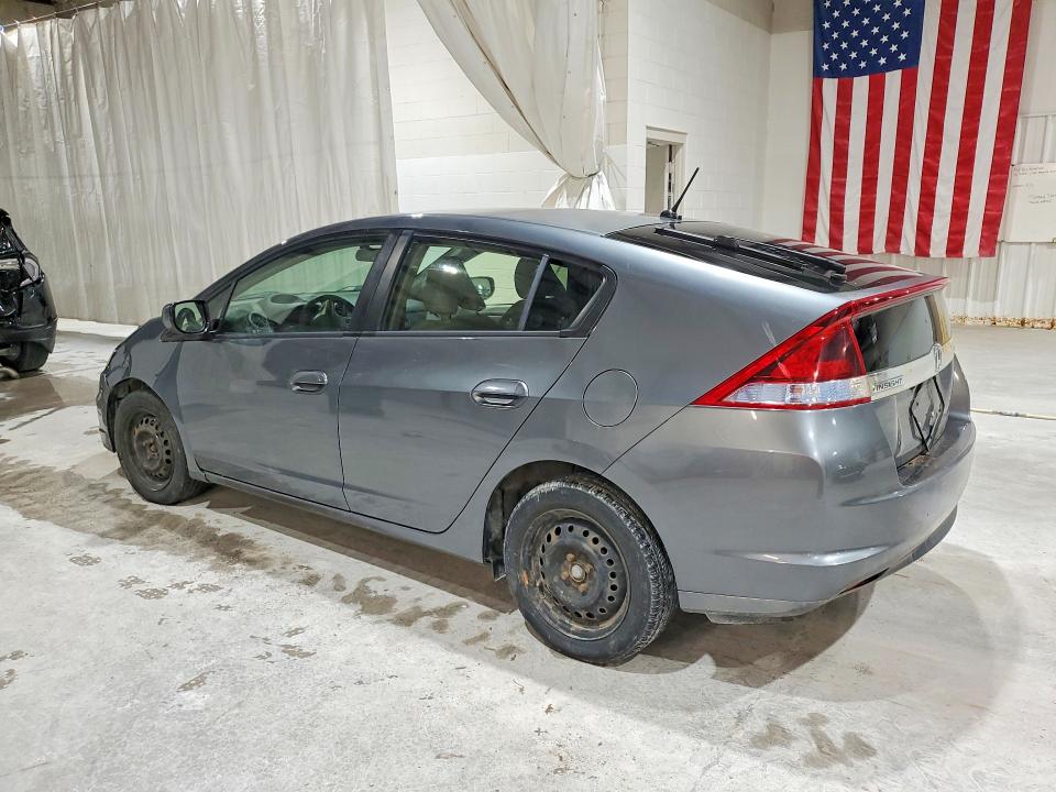 2013 Honda Insight VIN JHMZE2H32DS005776 COPART salvage auction — FRONT END, NY - MV-907A SALVAGE CERTIFICATE, sold $425 on 2026-07-06 (photo 2)