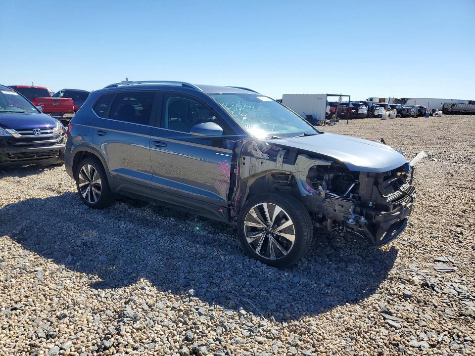 2024 Volkswagen VIN 3VVSX7B21RM021561 COPART salvage auction — FRONT END, Tx - Salvage Vehicle Title, sold $4,600 on 2026-07-28 (photo 4)