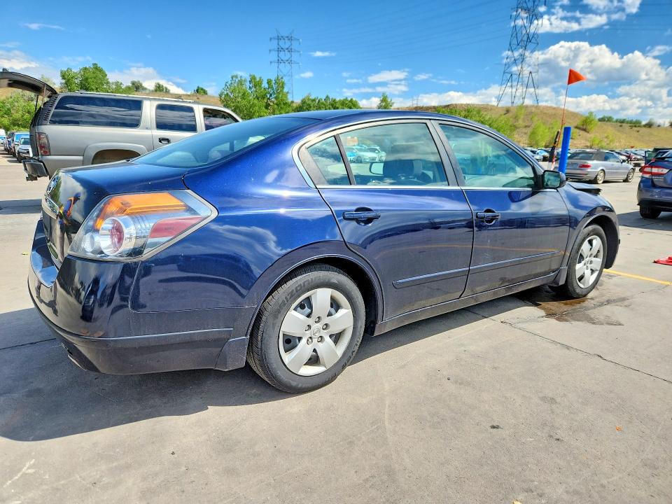 2008 Nissan Altima VIN 1N4AL21E98N521367 COPART salvage auction — FRONT END, CO - SALVAGE TITLE, sold $400 on 2026-08-03 (photo 3)