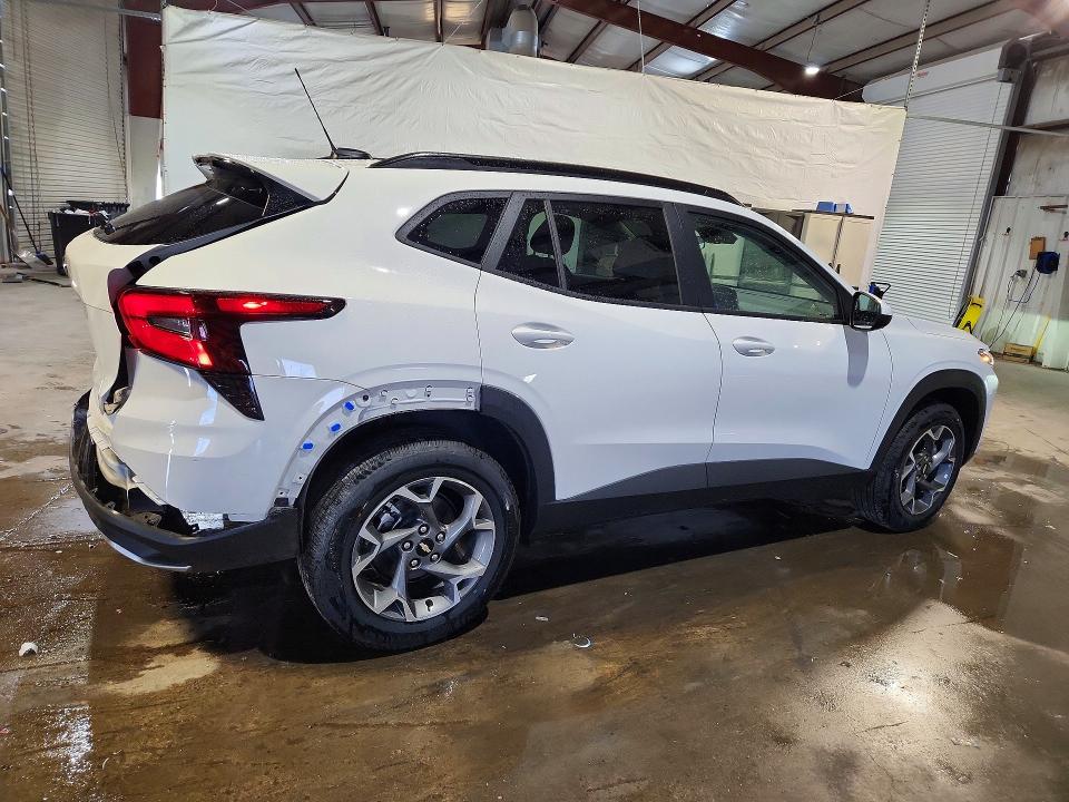 2026 Chevrolet Trax VIN KL77LHEP1TC133490 COPART salvage auction — REAR END, MA - CERTIFICATE OF TITLE, sold $12,600 on 2026-07-13 (photo 3)