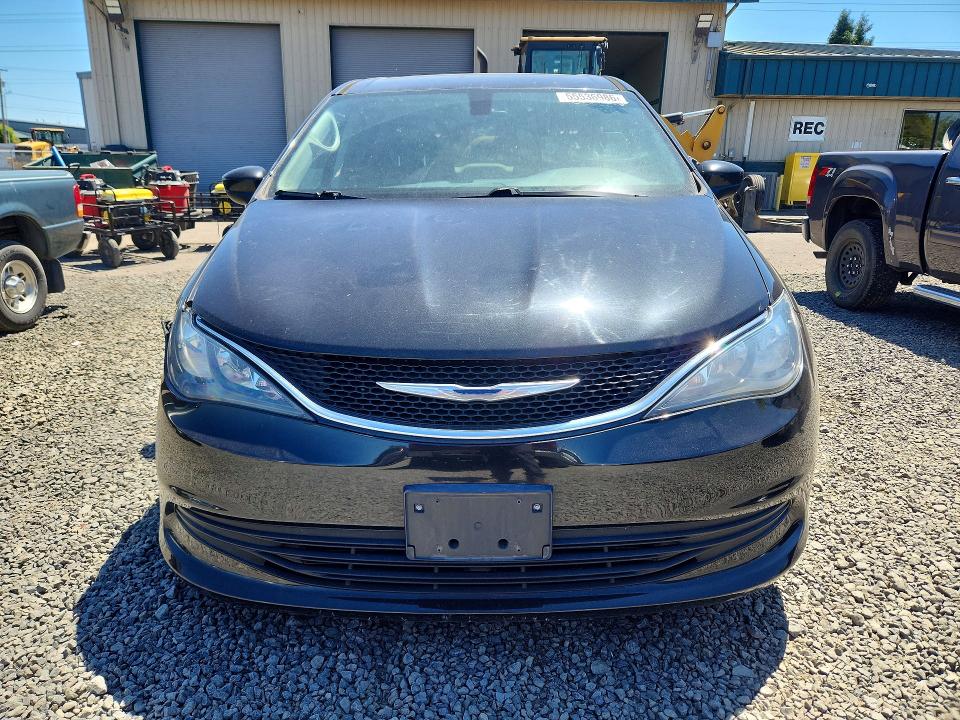 2017 Chrysler Pacifica VIN 2C4RC1CG7HR747948 COPART salvage auction — FRONT END, Or - Salvage Title Certificate, sold $200 on 2026-09-01 (photo 5)