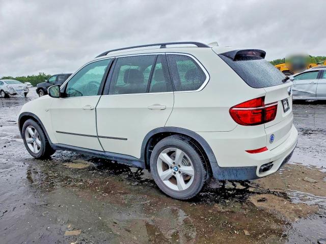 2012 BMW X5 VIN 5UXZV8C51CL422729 COPART salvage auction — NORMAL WEAR, Ny - Certificate Of Title, sold $600 on 2026-07-29 (photo 2)
