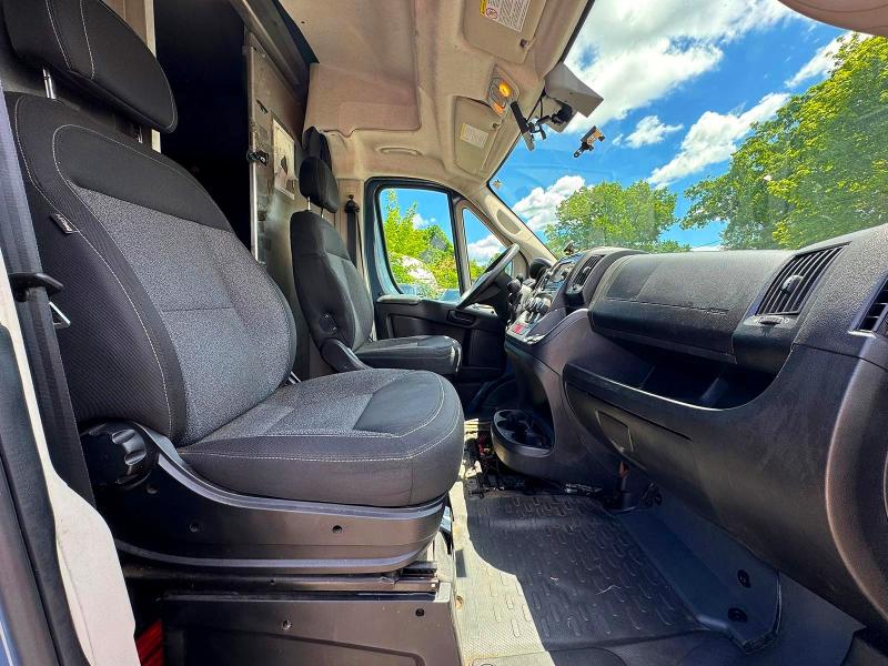 2019 Ram Promaster 3500 VIN 3C6URVJG5KE548450 COPART salvage auction — NORMAL WEAR, De - Certificate Of Title (P), sold $10,300 on 2026-07-17 (photo 5)