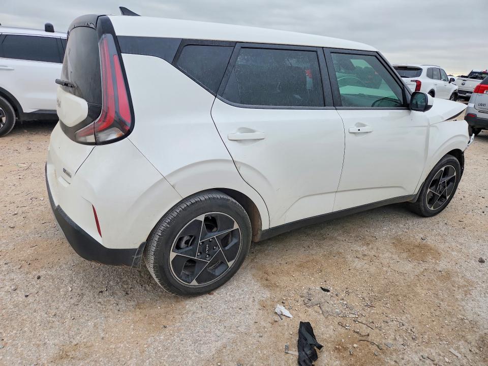 2023 Kia Soul VIN KNDJ33AU4P7860192 COPART salvage auction — FRONT END, Tx - Salvage Vehicle Title, sold $1,150 on 2026-07-16 (photo 3)