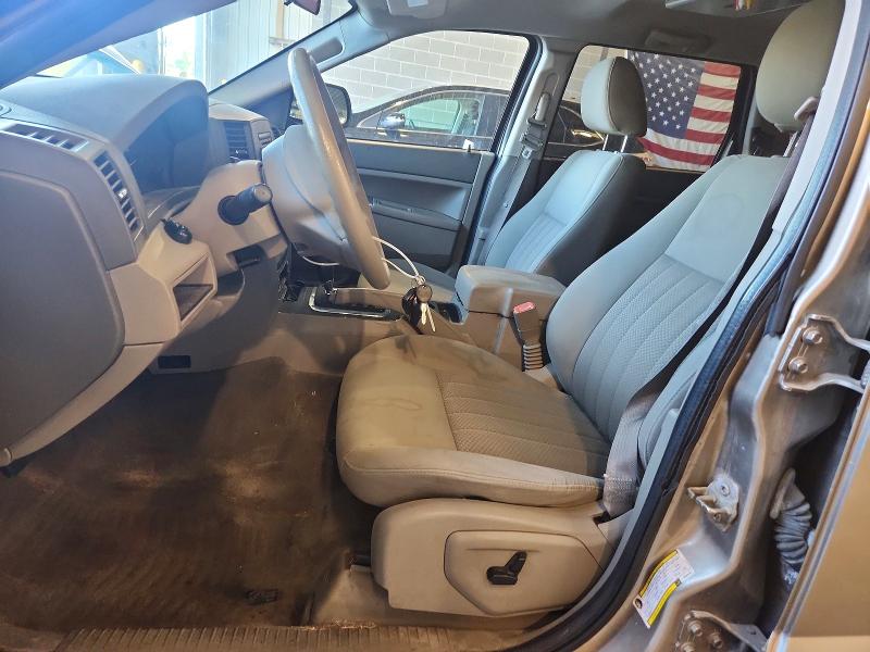 2006 Jeep Grand cherokee VIN 1J4GR48K56C289492 COPART salvage auction — MINOR DENT/SCRATCHES, Mo - Certificate Of Title, sold $425 on 2026-07-02 (photo 7)