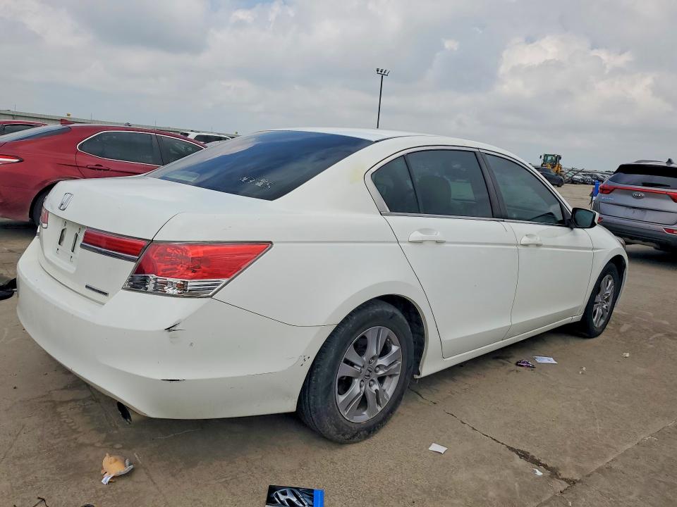 2012 Honda Accord VIN 1HGCP2F61CA131650 COPART salvage auction — BURN, TX - BONDED TITLE - SALVAGE (P), sold $600 on 2026-07-02 (photo 3)