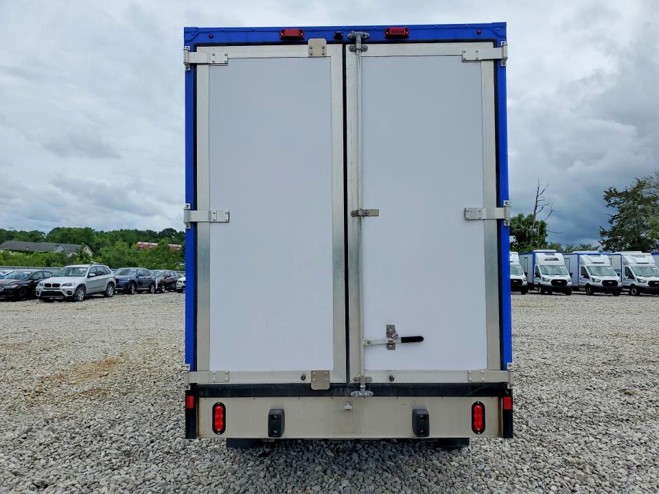 2024 Ford E-350 VIN 1FDWE3FN2RDD19580 COPART salvage auction — MINOR DENT/SCRATCHES, Oh - Certificate Of Title, sold $16,300 on 2026-07-06 (photo 6)