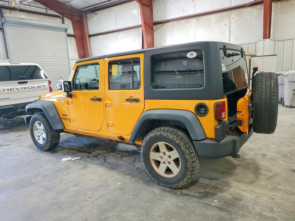 2013 Jeep Wrangler unlimited VIN 1C4BJWDG3DL557117 COPART salvage auction — NORMAL WEAR, VA - CERTIFICATE OF TITLE, sold $2,450 on 2026-09-02 (photo 2)