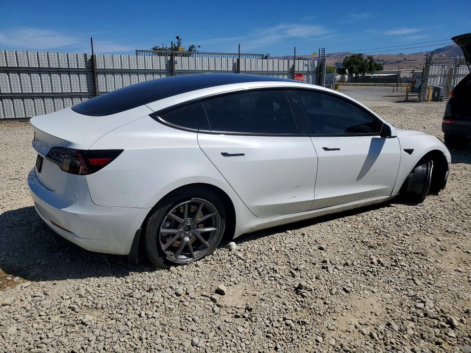 2023 Tesla Model 3 VIN 5YJ3E1EA7PF709767 COPART salvage auction — FRONT END, Ca - Dis/Dlr/Exp Only Clean Title, sold $21,000 on 2026-07-28 (photo 3)