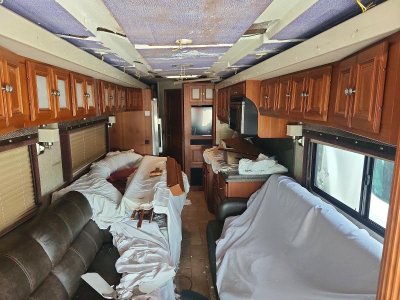 2008 Freightliner Chassis VIN 4UZACUCY08CAJ0895 COPART salvage auction — NORMAL WEAR, ON - PERMIT SALVAGE, sold $1,350 on 2026-07-09 (photo 9)
