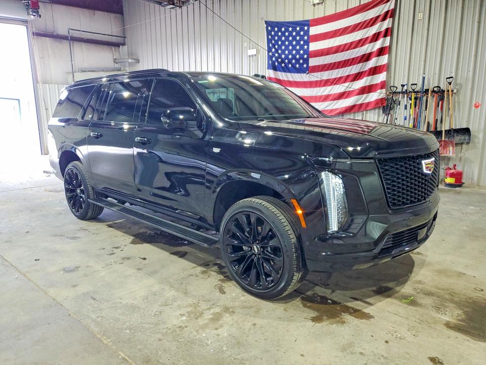 2026 Cadillac Escalade esv VIN 1GYS9RKL0TR137105 COPART salvage auction — STRIPPED, Ky - Cert Of Title-Salvage, sold $77,500 on 2026-07-21 (photo 4)