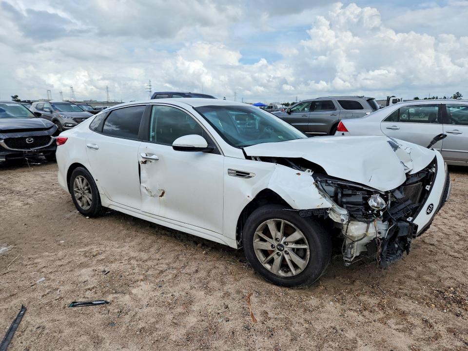 2018 Kia Optima VIN 5XXGT4L3XJG199853 COPART salvage auction — FRONT END, TX - CERTIFICATE OF TITLE, sold $400 on 2026-07-17 (photo 4)
