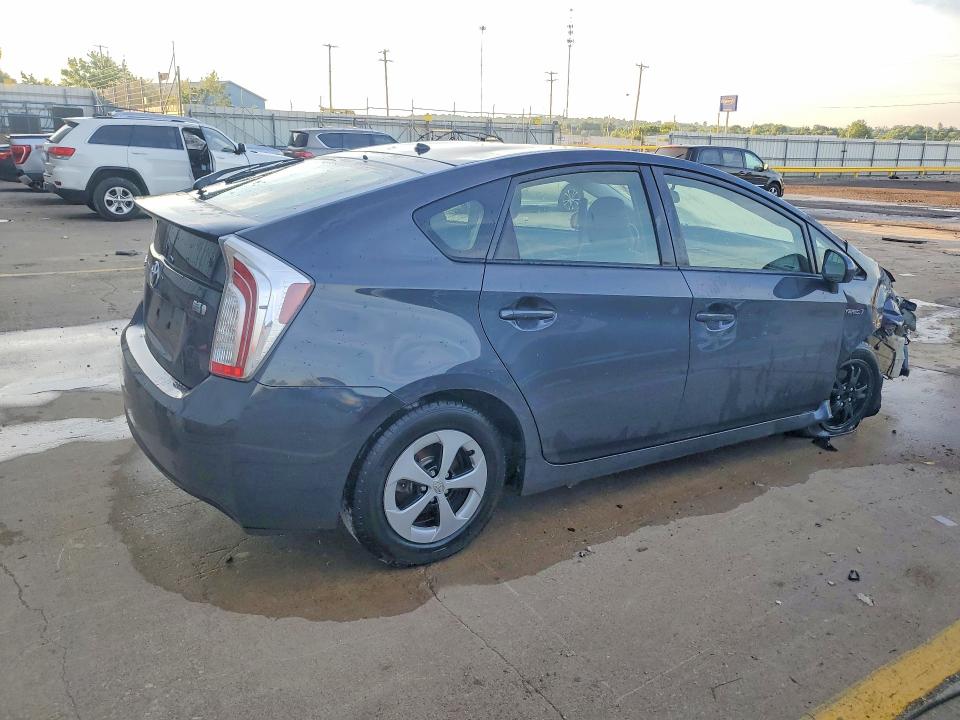 2015 Toyota Prius VIN JTDKN3DU0F2001946 COPART salvage auction — FRONT END, KY - BILL OF SALE/PART ONLY/NO TITL, sold $225 on 2026-07-15 (photo 3)
