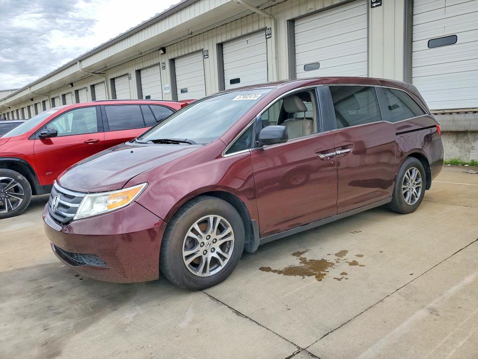 2013 Honda Odyssey VIN 5FNRL5H66DB011466 COPART salvage auction — FRONT END, Ky - Cert Of Title-Rebuilt Vehicle, sold $825 on 2026-07-02 (photo 1)