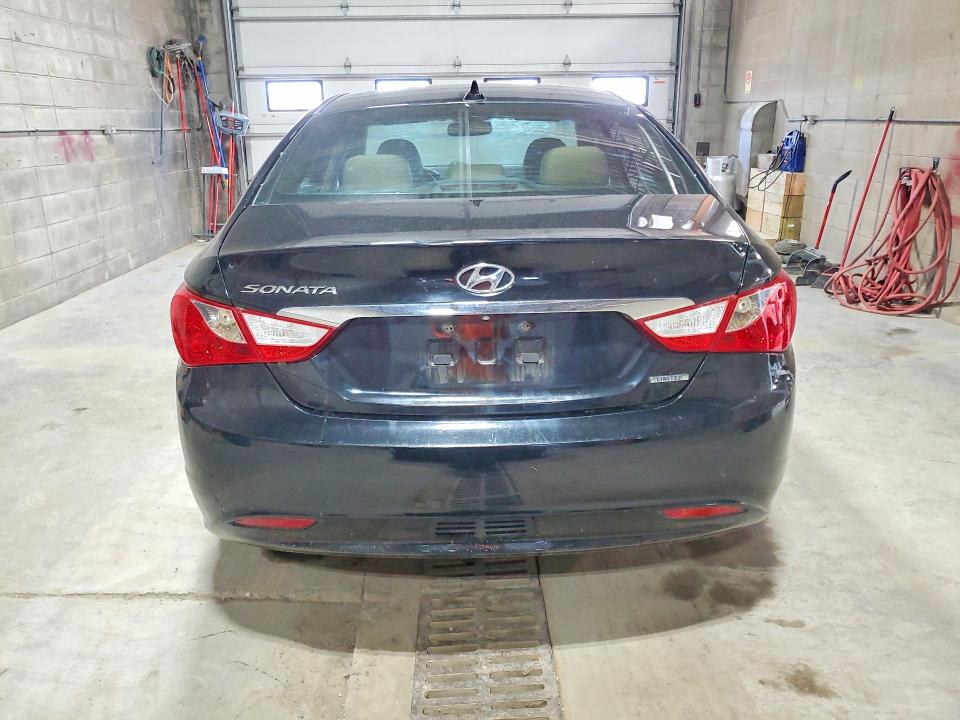 2011 Hyundai Sonata VIN 5NPEC4AC1BH142781 COPART salvage auction — FRONT END, Mn - Cert Of Title-Salvage, sold $200 on 2026-07-28 (photo 6)