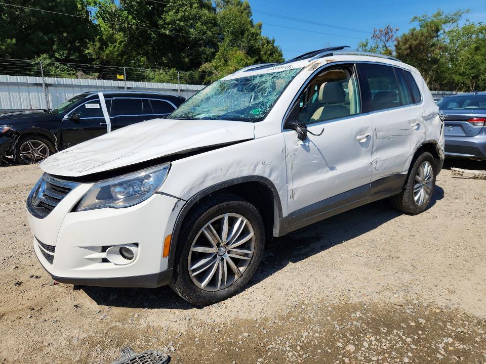 2011 Volkswagen Tiguan VIN WVGBV7AX3BW521837 COPART salvage auction — ROLLOVER, Va - Certificate Of Title, sold $125 on 2026-07-28 (photo 1)