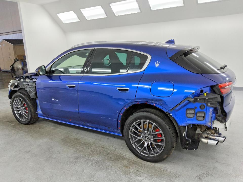 2023 Maserati Grecale VIN ZN682AVA3P7416502 COPART salvage auction — FRONT END, Ca - Certificate Of Title, sold $850 on 2026-07-21 (photo 2)