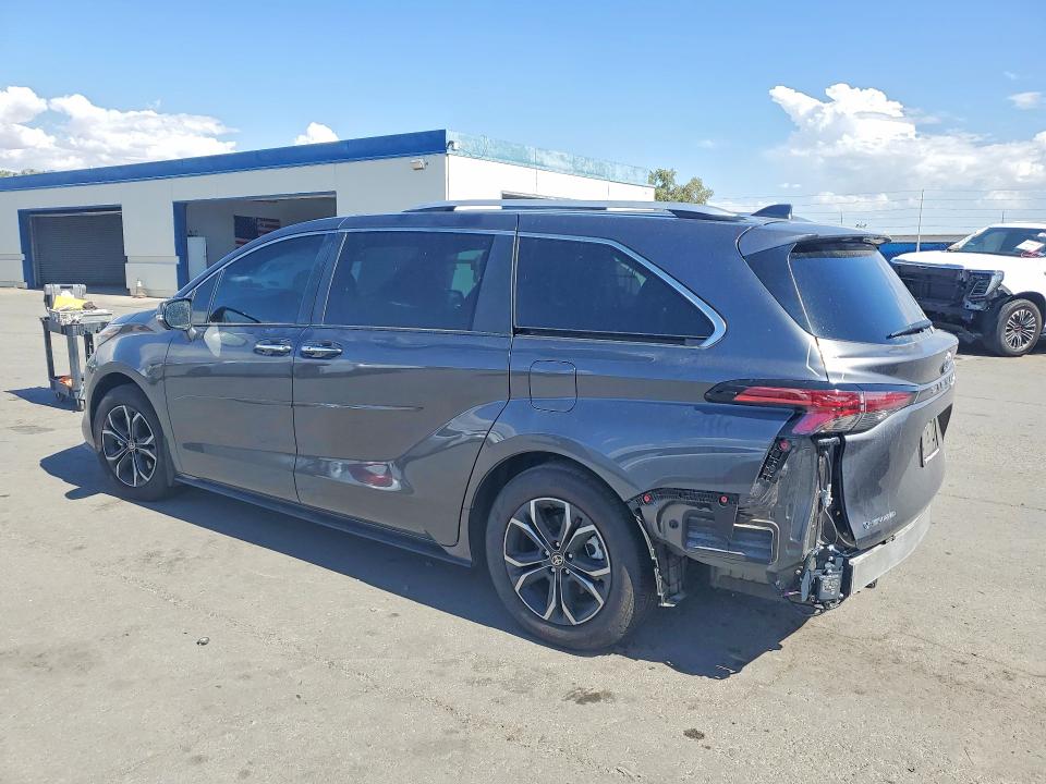 2025 Toyota Sienna VIN 5TDESKFC9SS206110 COPART salvage auction — REAR END, Nm - Cert Of Title-Salvage, sold $9,200 on 2026-07-24 (photo 2)