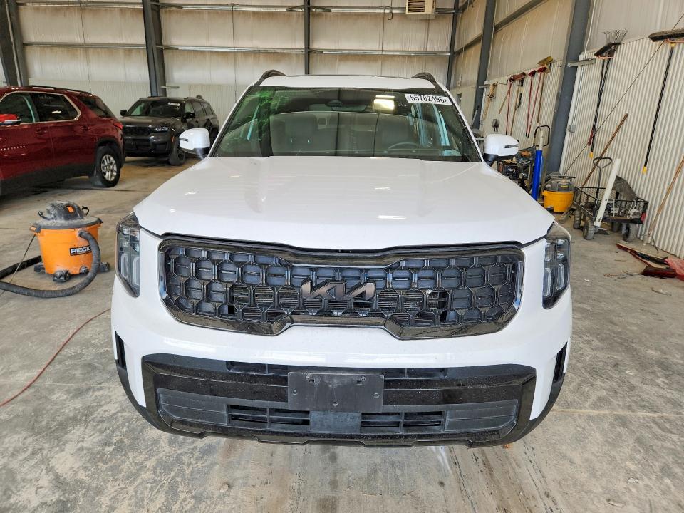 2025 Kia Telluride VIN 5XYP3DGC0SG579680 COPART salvage auction — SIDE, NE - CERT OF TITLE-SALVAGE, sold $16,300 on 2026-07-14 (photo 5)