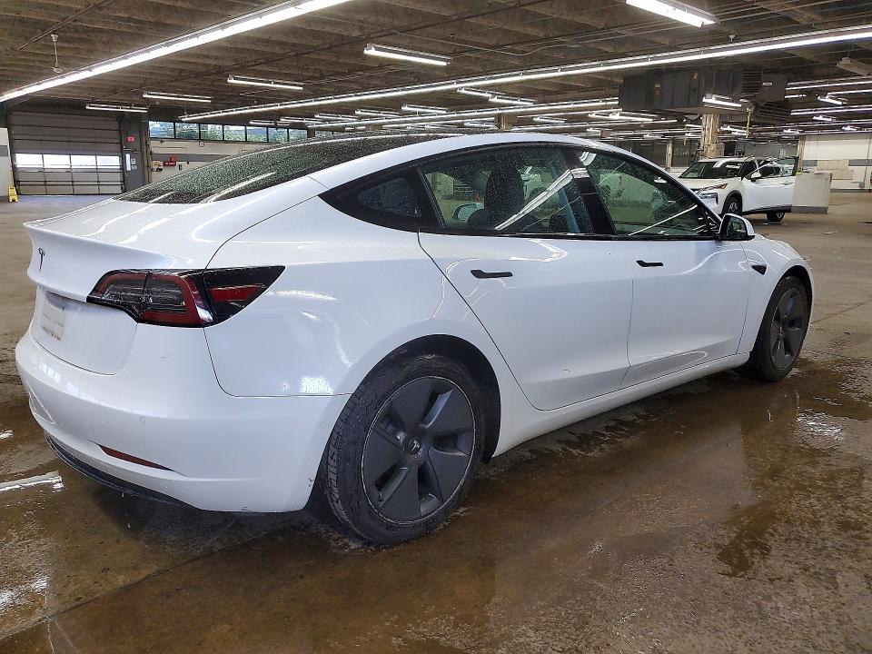 2022 Tesla Model 3 VIN 5YJ3E1EA8NF369445 COPART salvage auction — UNDERCARRIAGE, IL - SALVAGE CERTIFICATE, sold $6,000 on 2026-07-29 (photo 3)